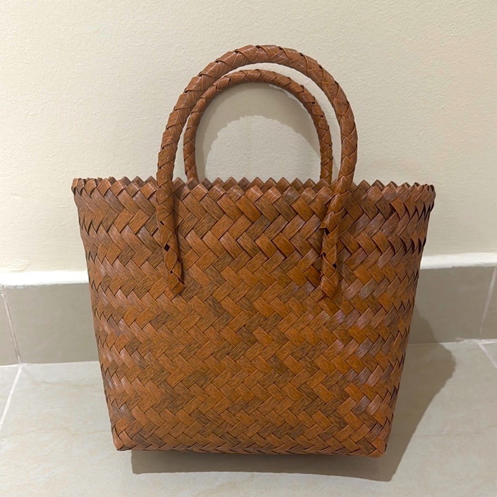 Stylish Brown Woven Tote with Intricate Weave